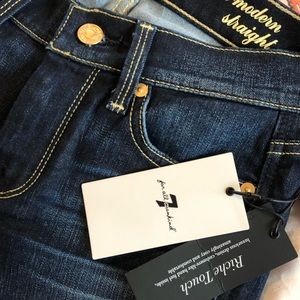*NWT* 7 For All Mankind Dark Wash Modern Straight